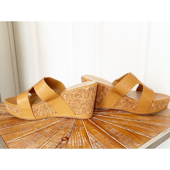 NWT Shoe Dazzle Faux Leather Slip On Cork Wedge Size 10 - Picture 7 of 14